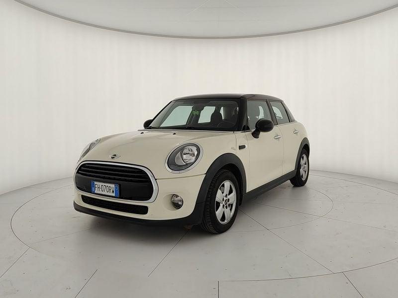 MINI Mini 5 porte Cooper D 1.5 5p auto