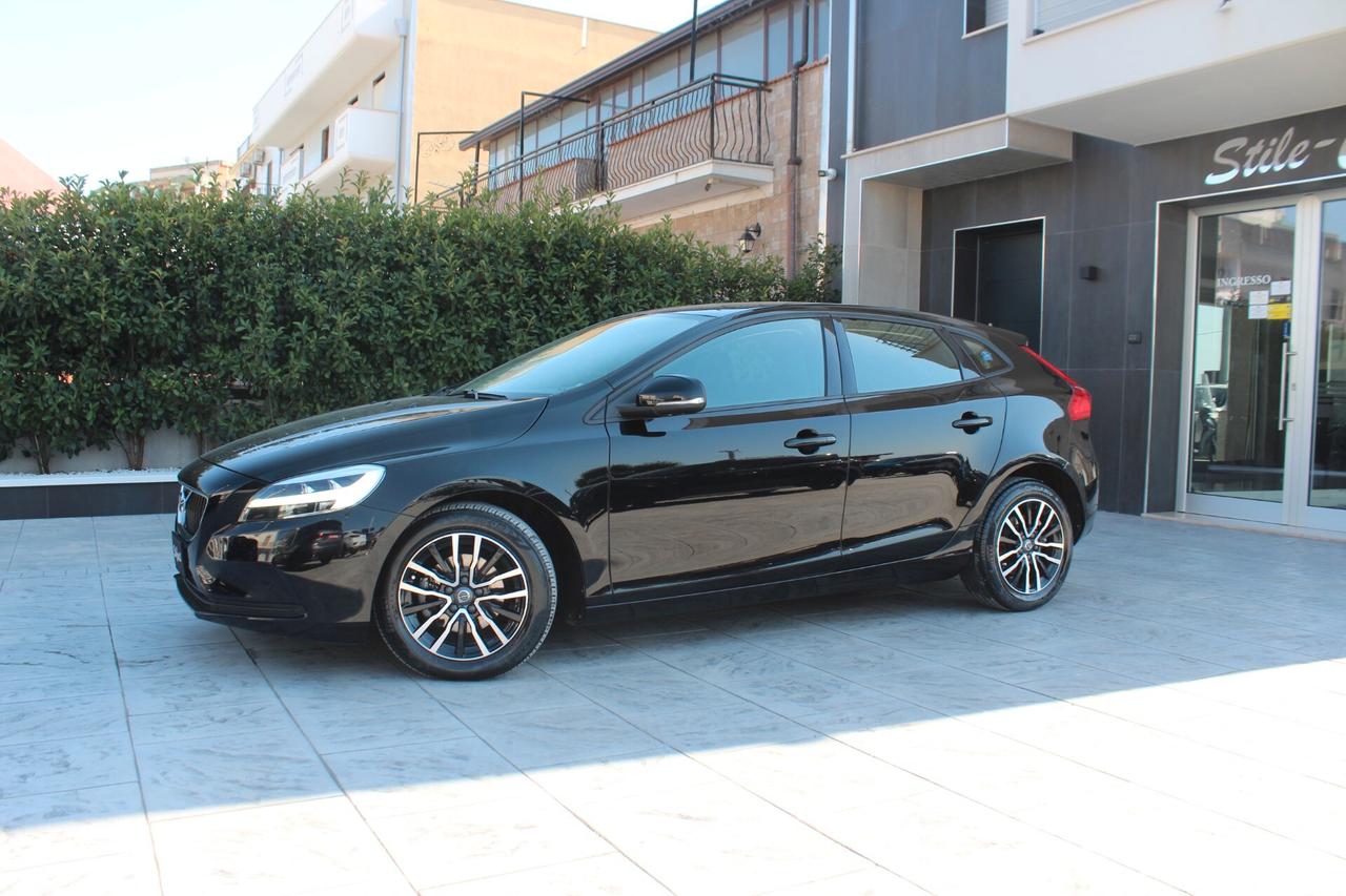 Volvo V40 D2 Business