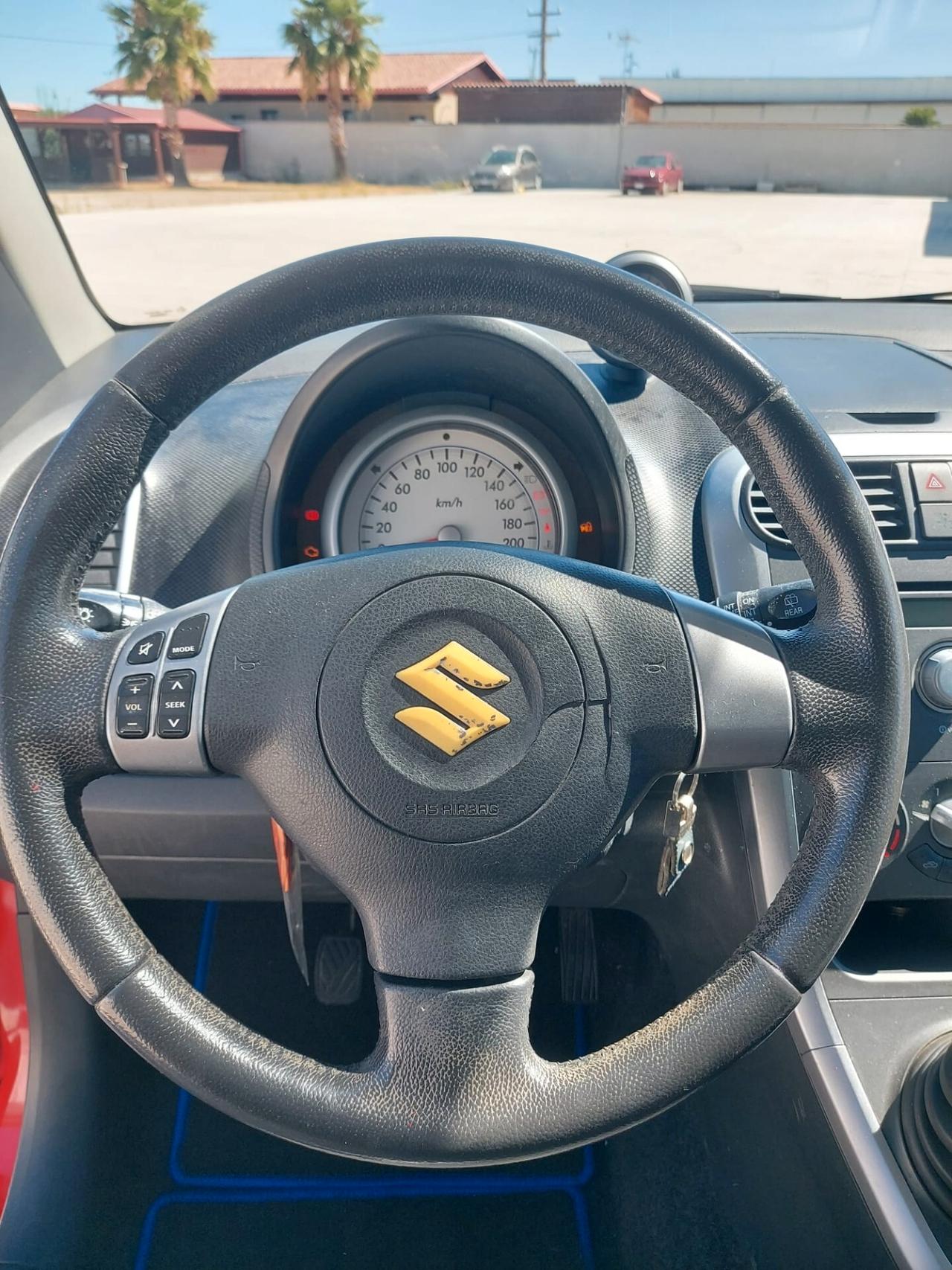 Suzuki Splash 1.0 GLS Style