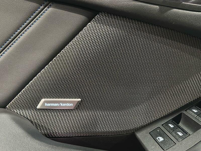 BMW Serie 1 120i 48V MSport mild hybrid automatica