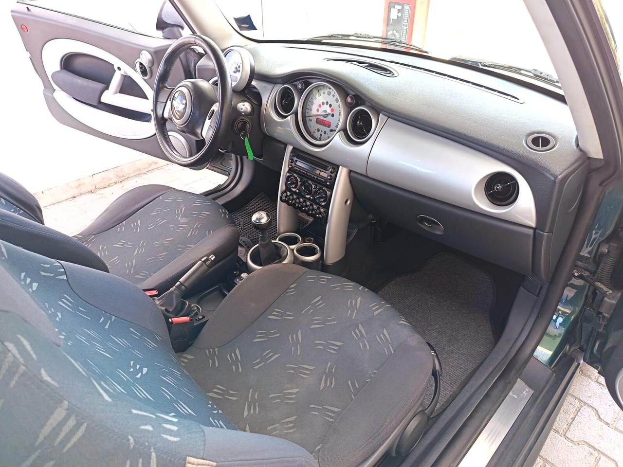 Mini 1.4 tdi One D de luxe 6MARCE NEOPATENTATI OCCASIONE