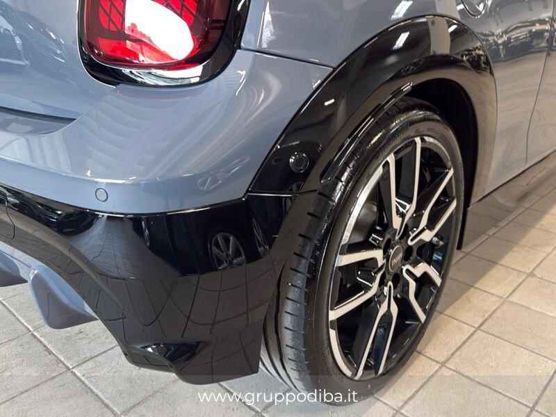 MINI Cooper Mini Cabrio F67 Mini Cabrio 2.0 C JCW auto