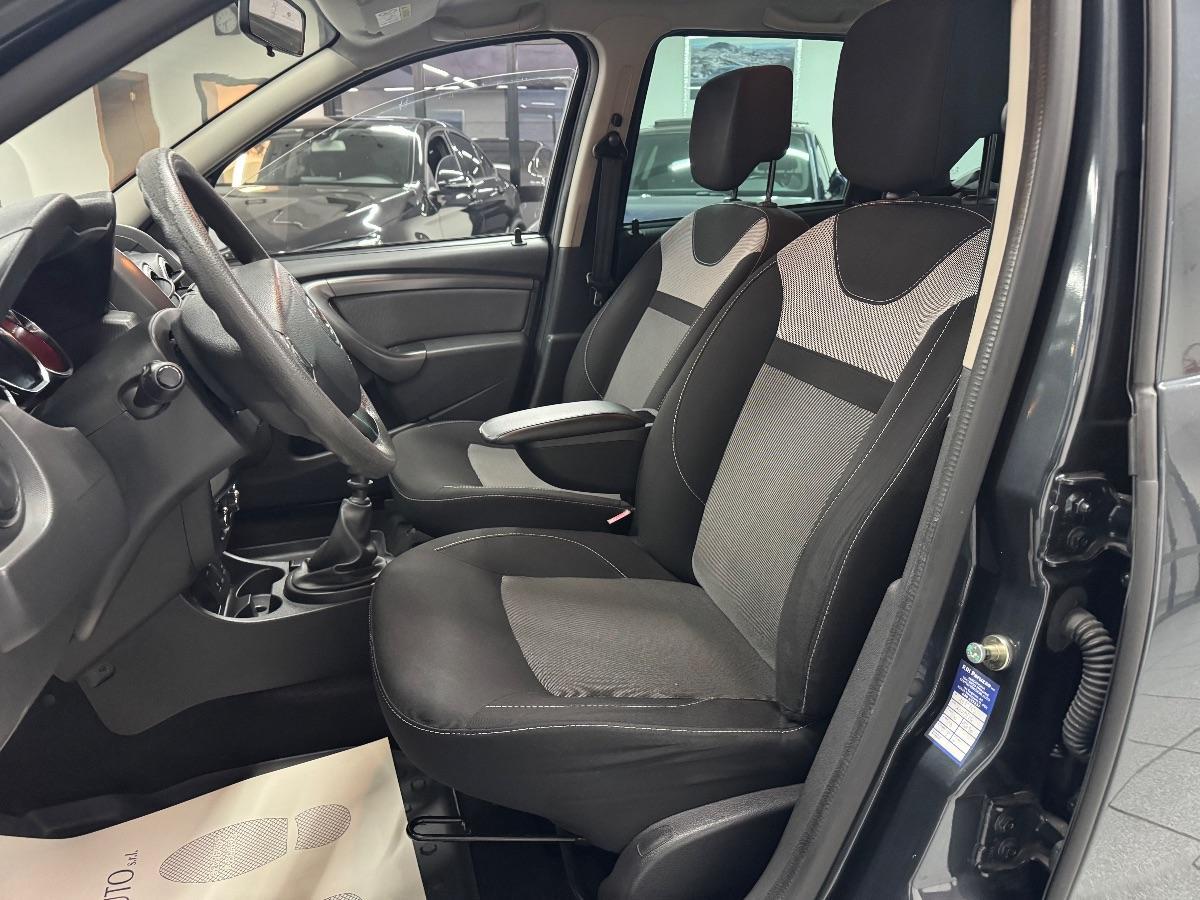 DACIA DUSTER 1.5 dCi 110 CV 4x2 Lauréate UNICO PROP/ NAVIGATORE