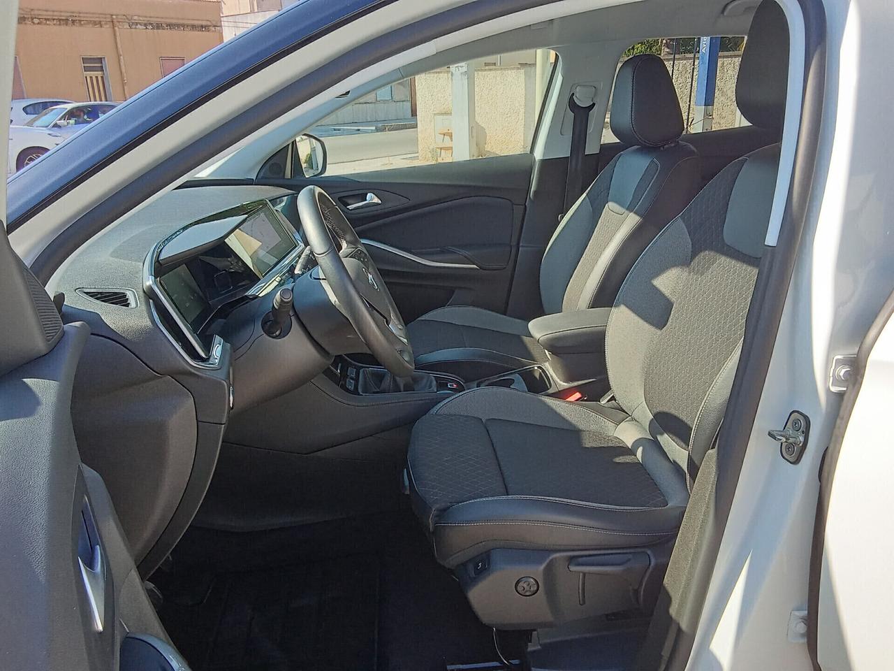 Opel Grandland 1.2 Turbo 12V 130 CV GS Line