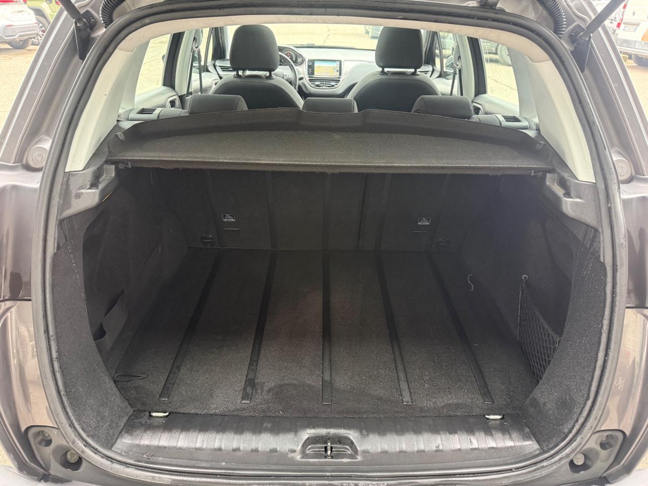 Peugeot 2008 1.6 e-HDi 92 CV Stop&Start Allure