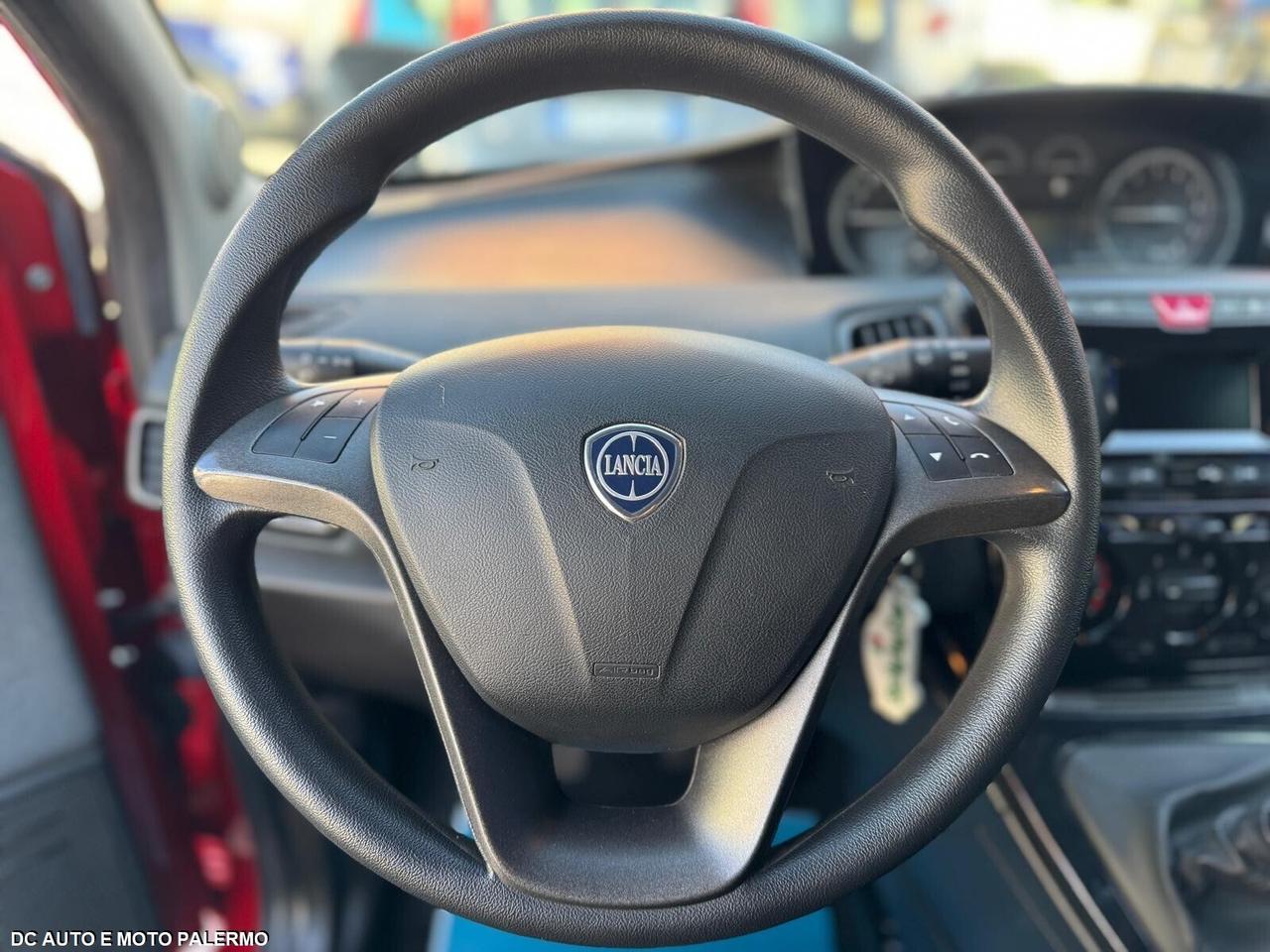 Lancia Ypsilon 1.0 Fire 69CV..Hybrid Ecochic.2022