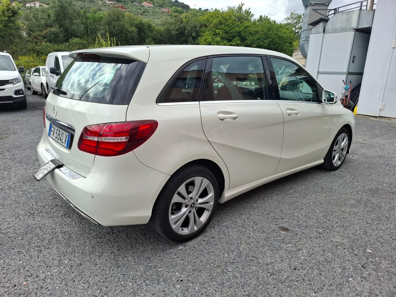 Mercedes-benz B 200 B 200 d Automatic Sport