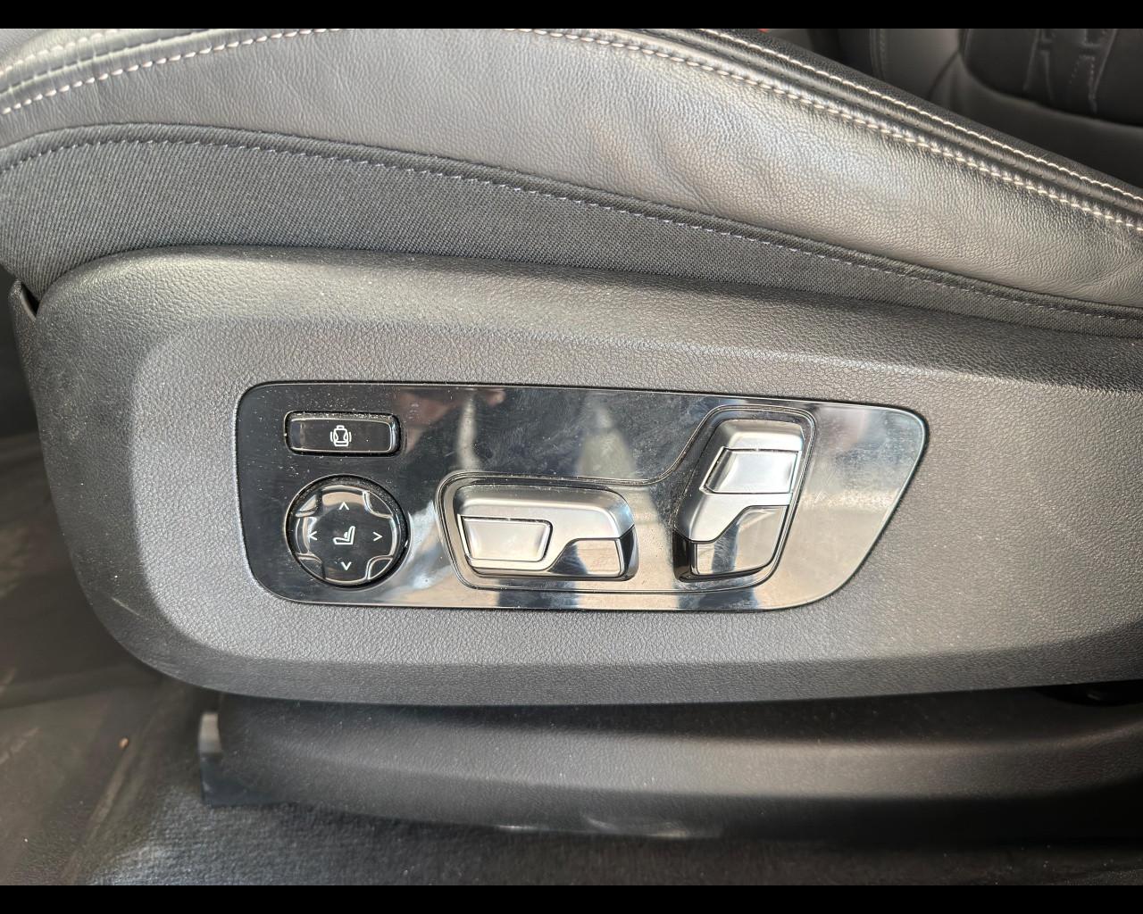 BMW X6 (G06/F96) - X6 xDrive30d 48V Msport