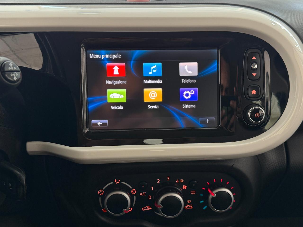 Renault Twingo 1.0 71 CV SCe Lovely