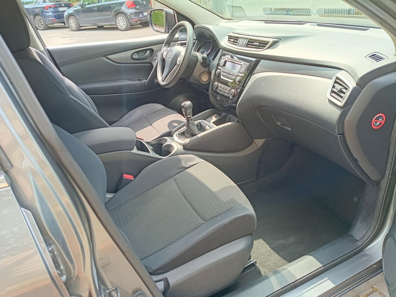 Nissan Qashqai 1.2 DIG-T Visia
