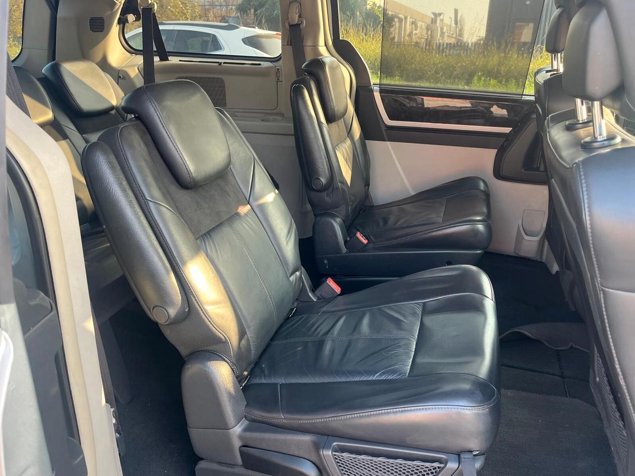 Chrysler Voyager Grand 2.8 CRD DPF Limited