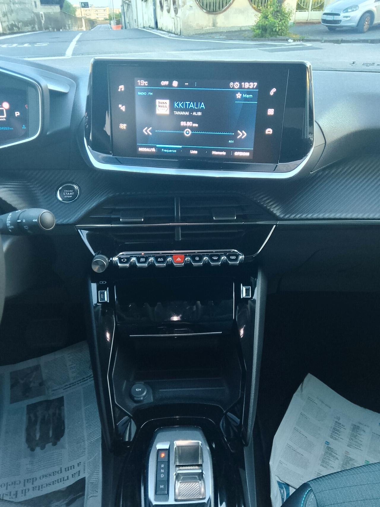 Peugeot 2008 BlueHDi 130 S&S EAT8 Allure Pack