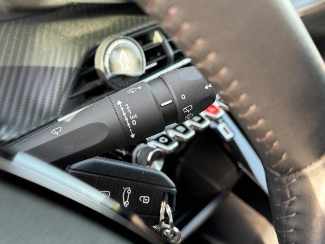 PEUGEOT 208 PureTech 100 Active Pack Unicoprop. LED Technology