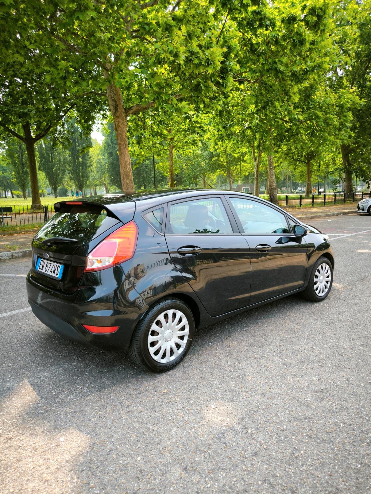 Ford Fiesta 1.5 TDCi 75CV 5 porte Titanium