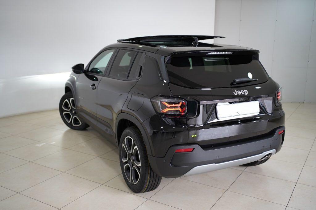 Jeep Avenger 1.2 Turbo 100 CV e-Hybrid Summit + Tetto