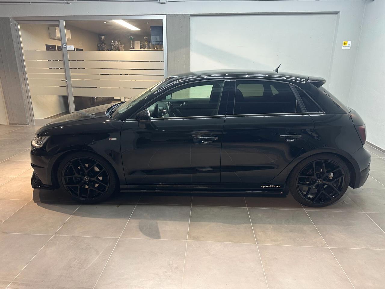 Audi A1 Sportback S-LINE NAVI FARI MATRIX KM CERTIF