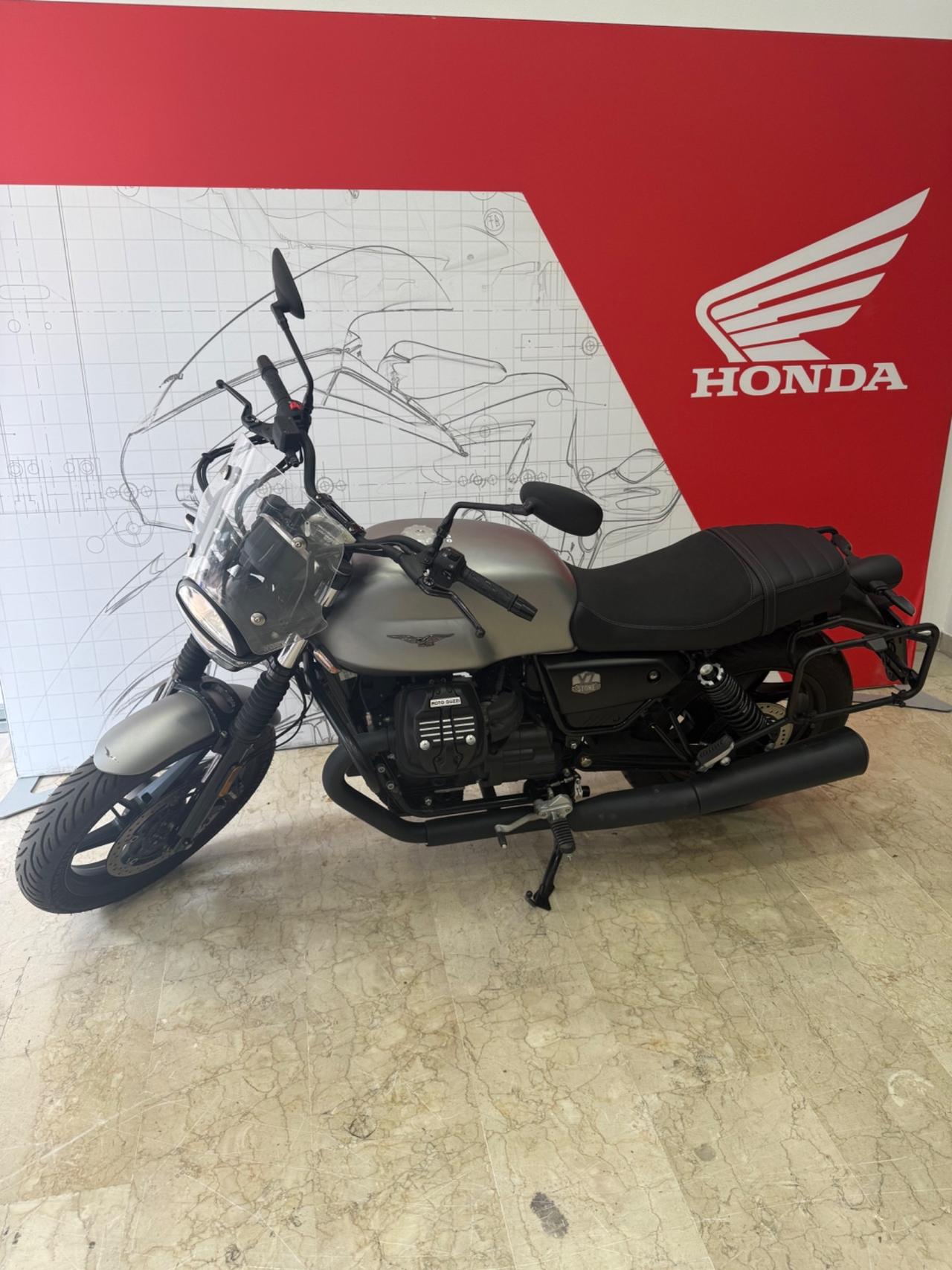 Moto Guzzi V7