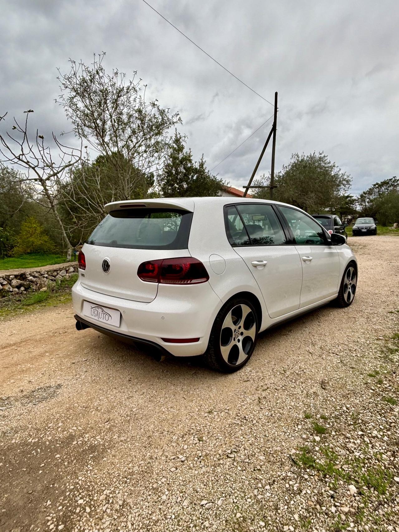 Volkswagen Golf 2.0 TSI 5p. GTI