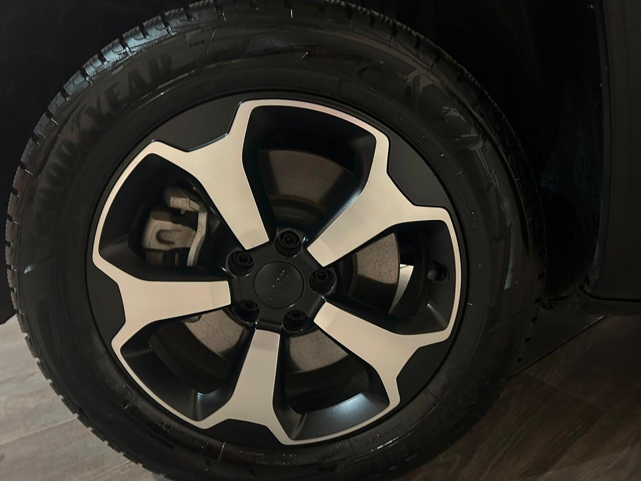 Jeep Renegade 1.3 T4 190CV PHEV 4xe AT6 TRAILHAWK