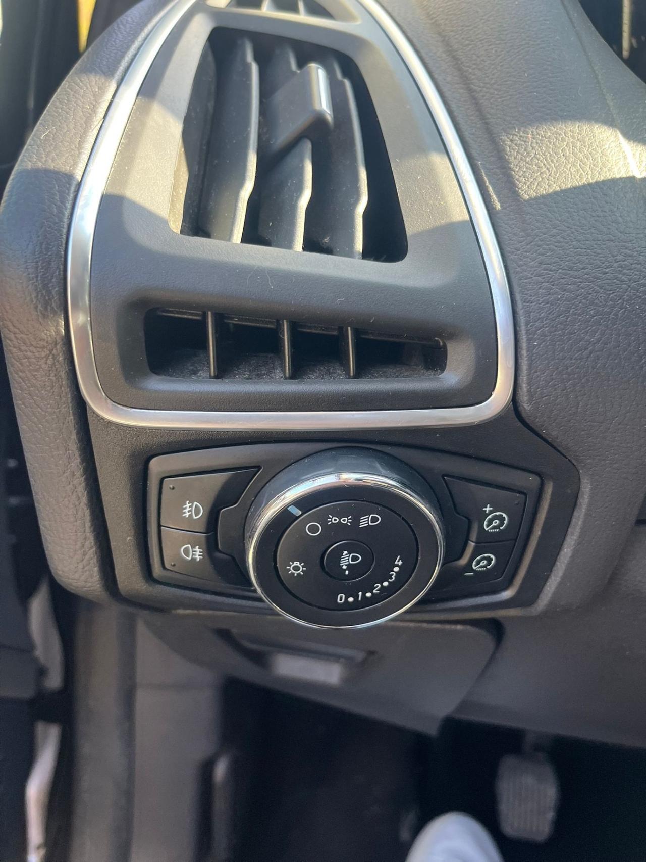 Ford Focus 1.6 Diesel - Neopatentati