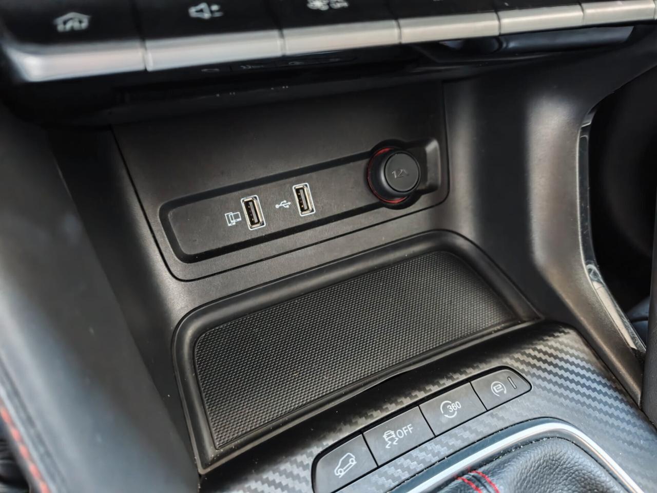Mg ZS 1.5 VTi-tech Luxury - IVA DEDUCIBILE