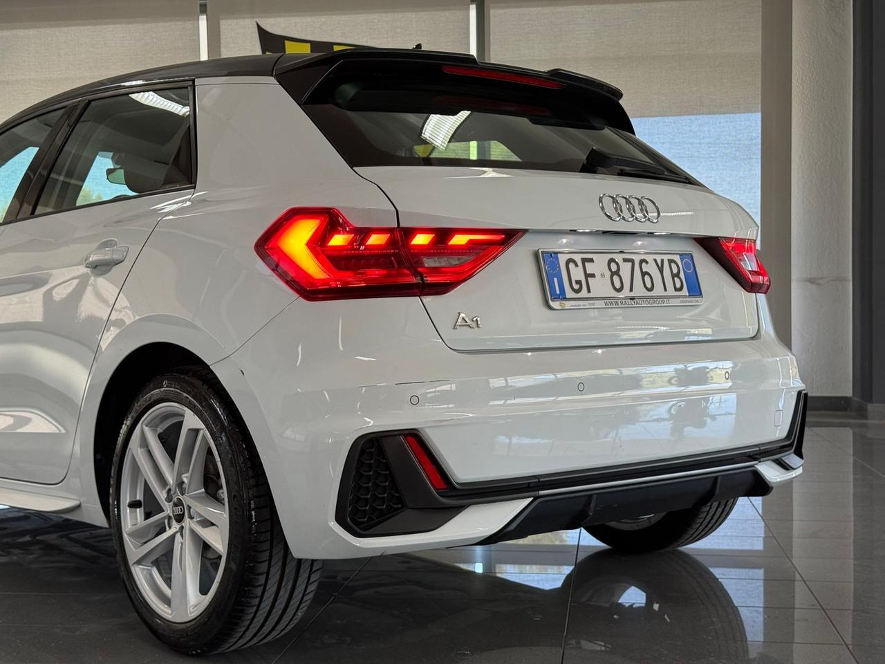 Audi A1 S Line 1.0 30 TFSI #11336
