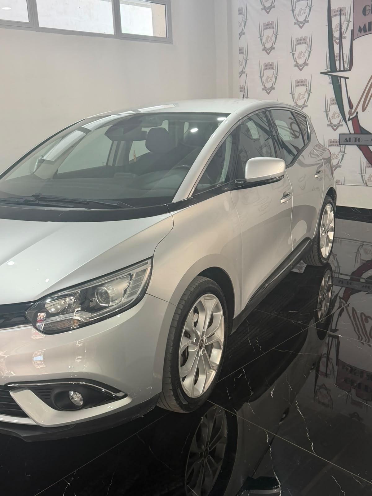 Renault Scenic Scénic dCi 8V 110 CV Energy Bose