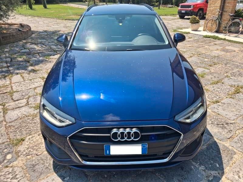 Audi A4 Avant 40 g-tron S tronic Business
