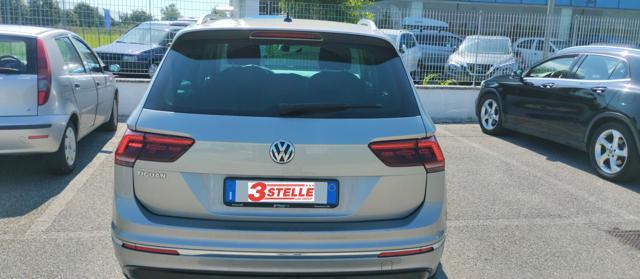 VOLKSWAGEN Tiguan 1.6 TDI SCR Sport R LINE BlueMotion Technology