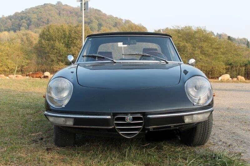 Alfa Romeo Spider 2000 veloce iscritta ASI immatricolata con targa nera RC, prima immatricolazione Milano