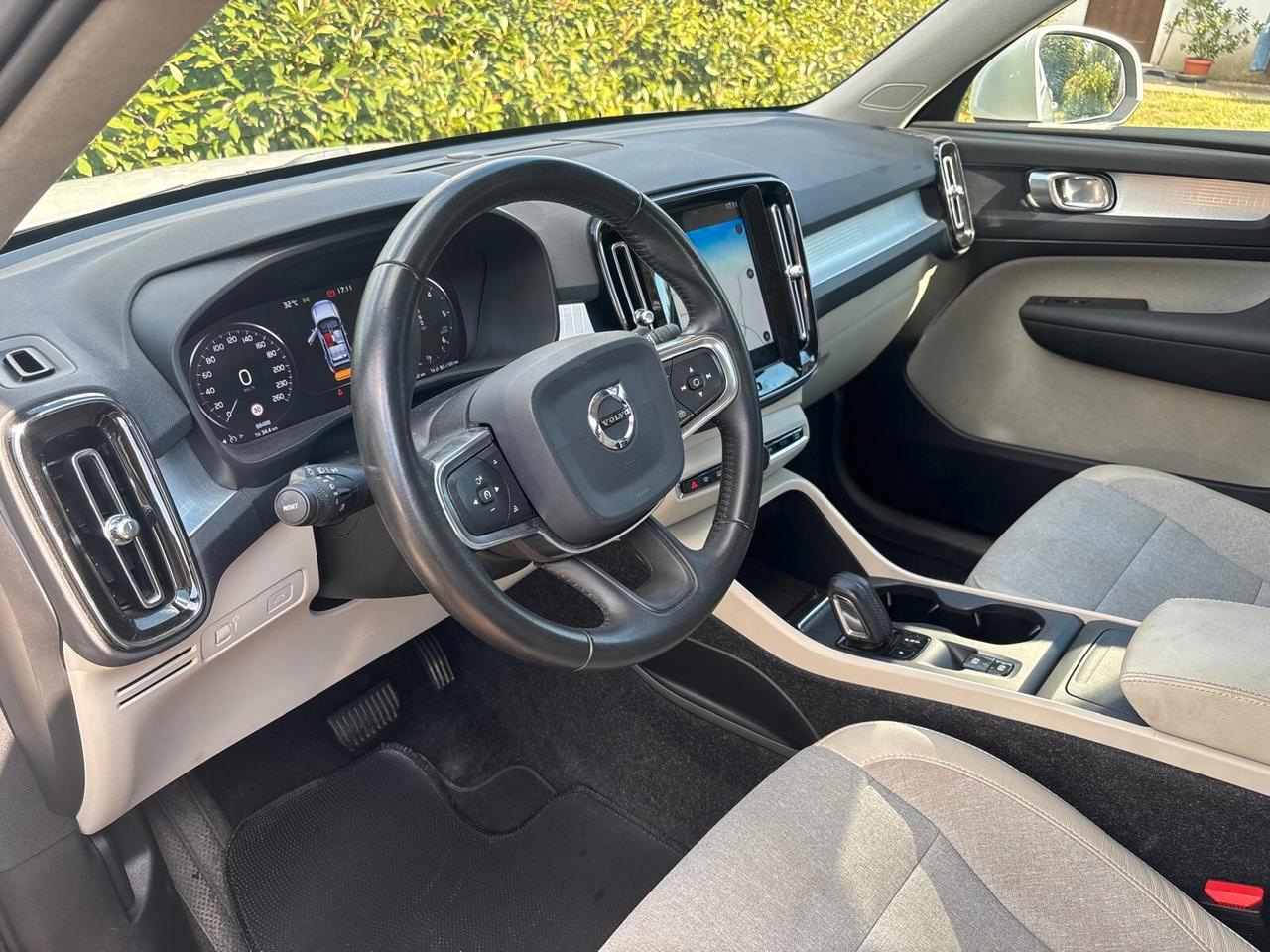 Volvo XC40 D3 Geartronic Momentum