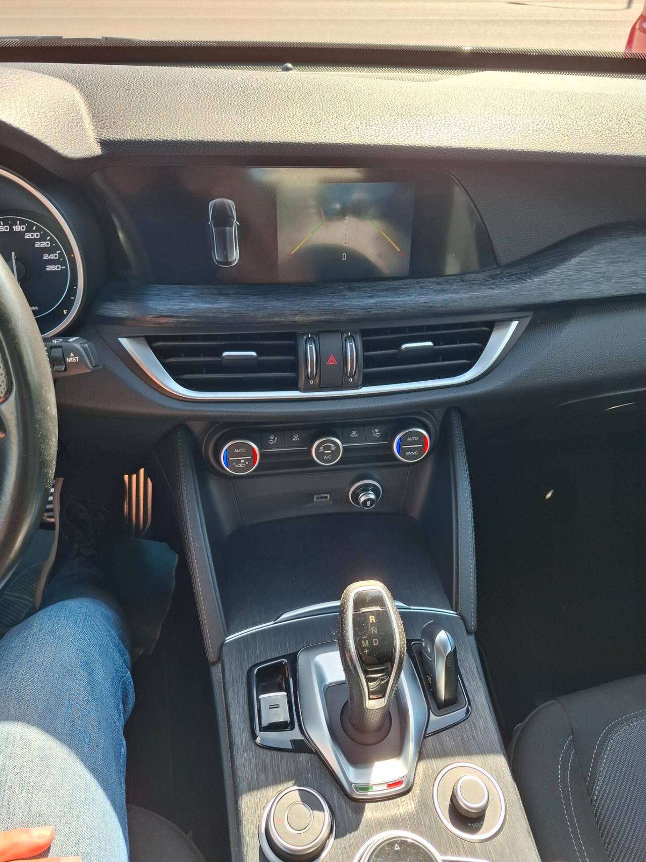 Alfa Romeo Stelvio 2.2 jtdm 190CV Q4 anno 2022