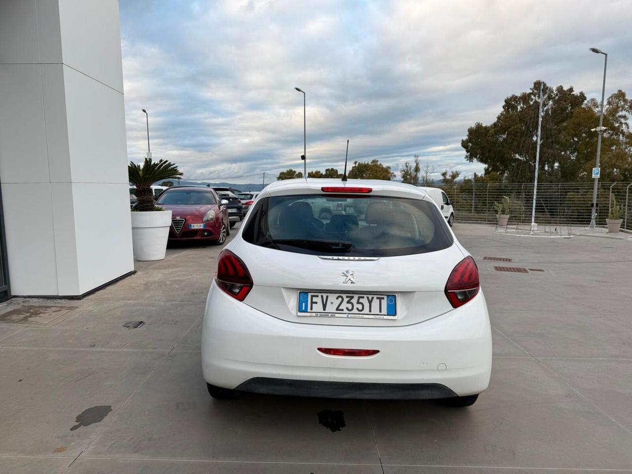 Peugeot 208 BlueHDi 100 S&S 5 porte Active