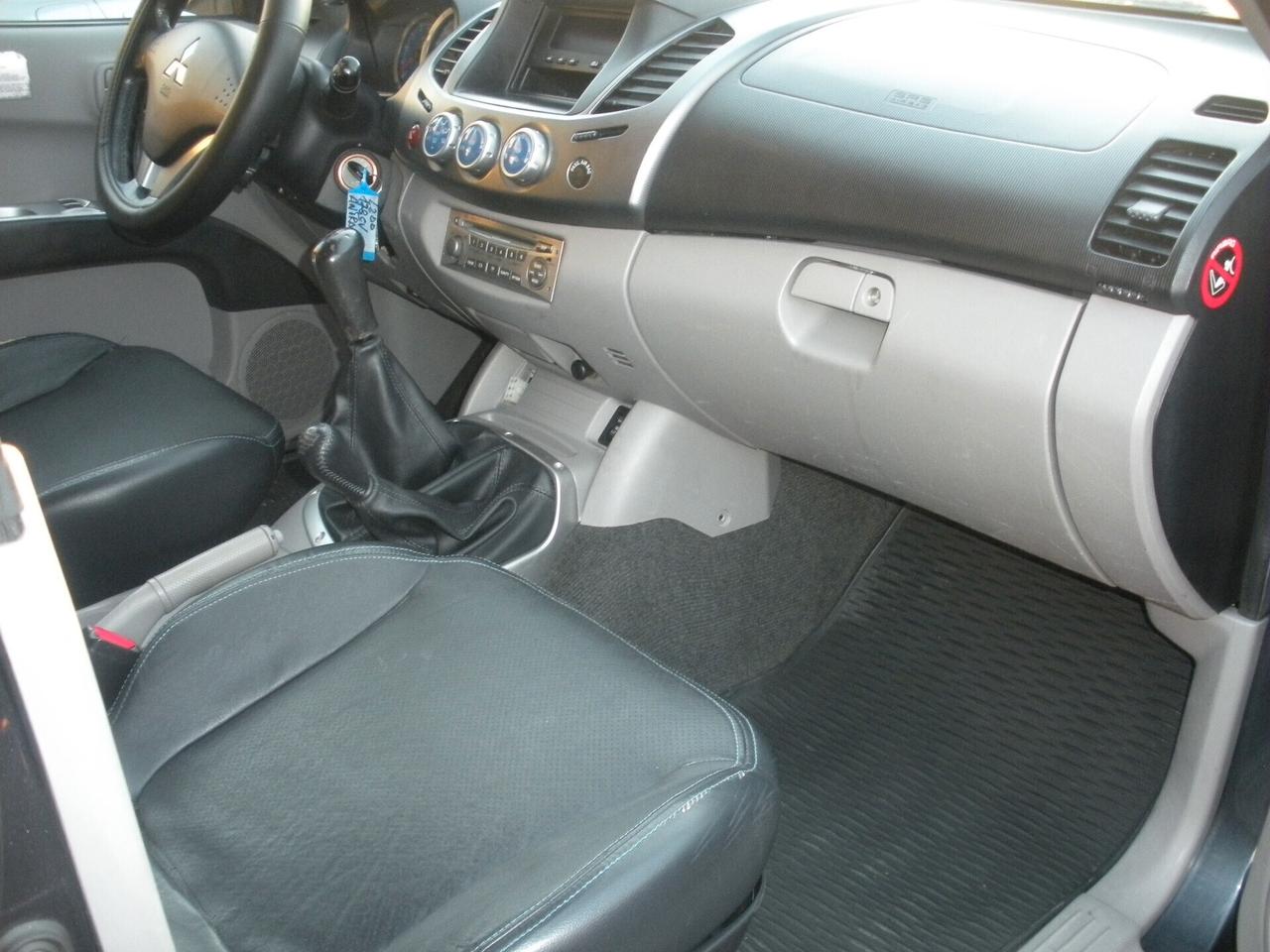 Mitsubishi L200 2.5 DI-D/178CV DC Intense Plus DPF