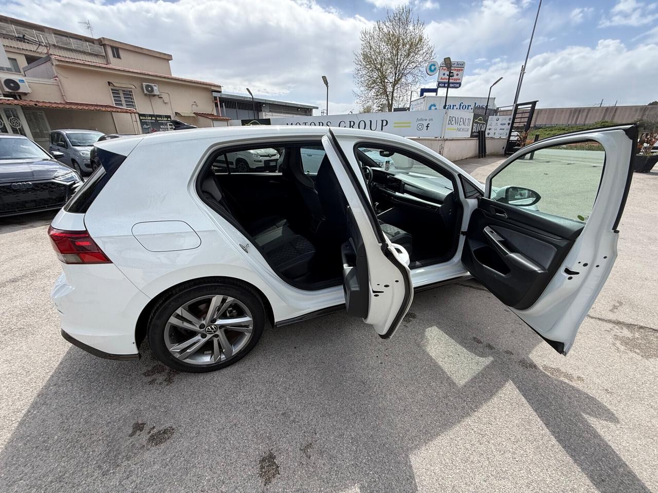 Volkswagen Golf 1.5 TSI 150 CV EVO ACT R-Line