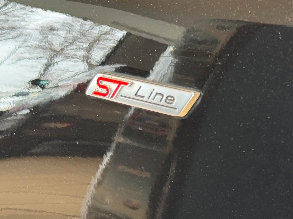 Ford Focus 1.0 ecoboost h ST-Line Design 125cv powershift Neo