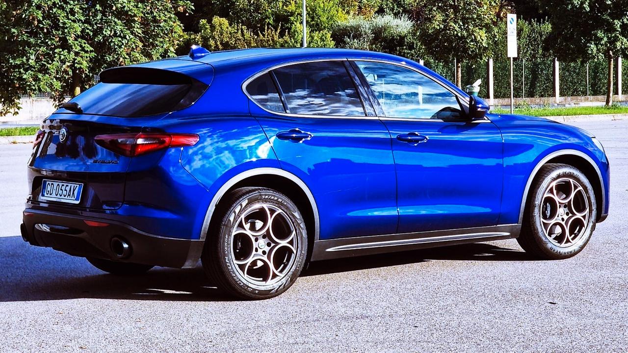 Alfa Romeo Stelvio 2.2 190 CV AT8 Q4 Executive