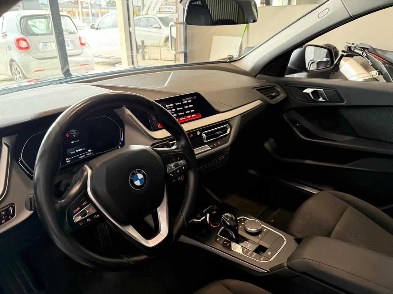 Bmw 116 116d 5p. Business