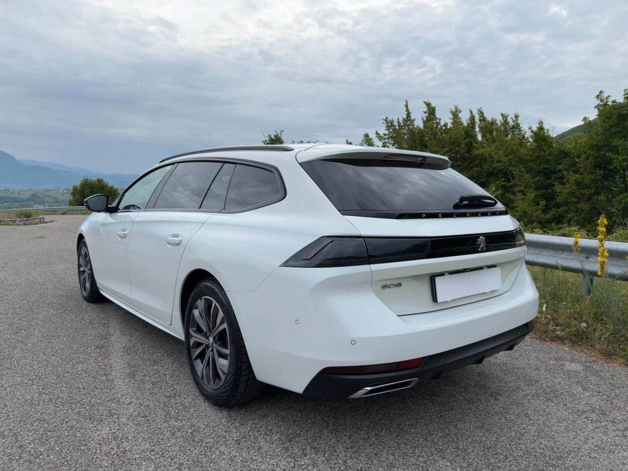 Peugeot 508 BlueHDi 130 EAT8 Allure Pack