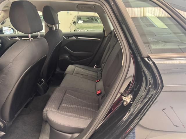 AUDI A3 SPB 1.6 TDI 105 CV S-Tronic S-Line