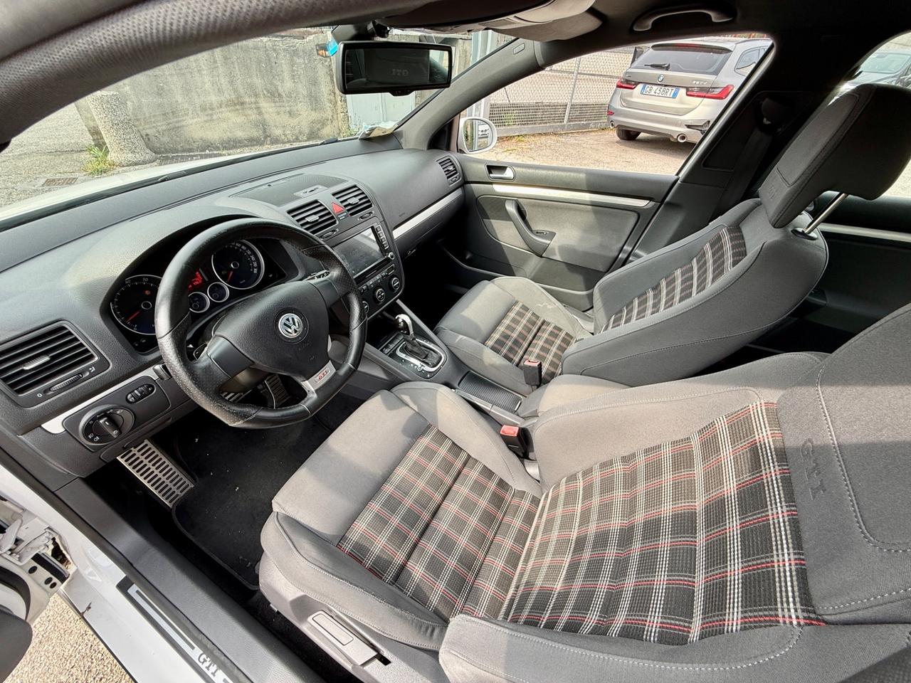Volkswagen Golf GTI 200CV 2008 DSG