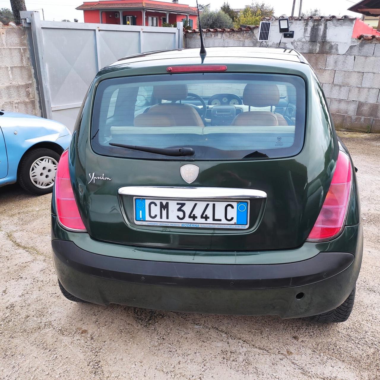 Ypsilon 1.2 IN PELLE TOTALE