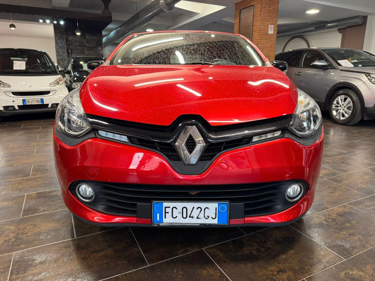 Renault Clio 1.2 75 CV 5 porte Duel