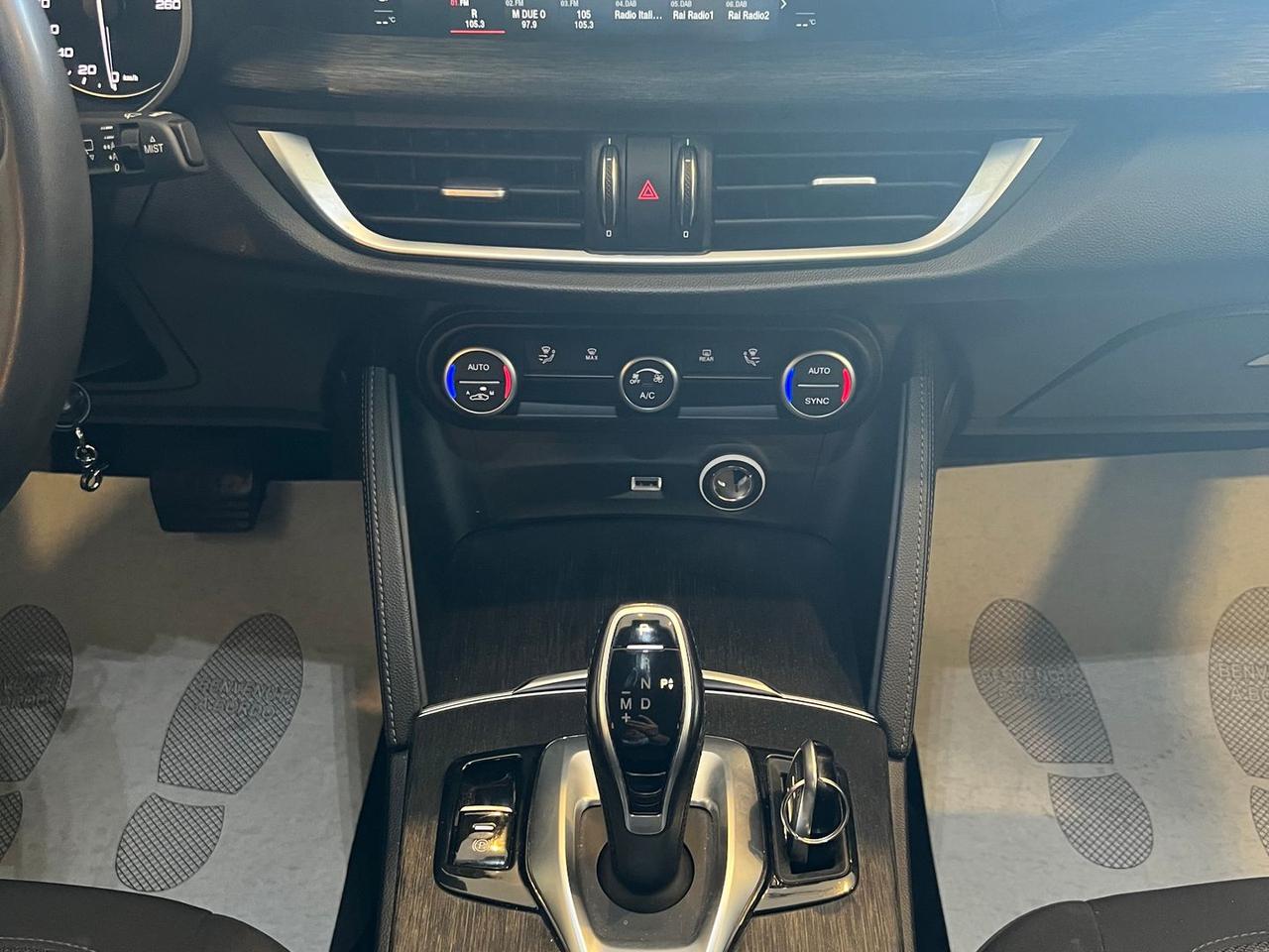 Alfa Romeo Stelvio Business Q4 #50063