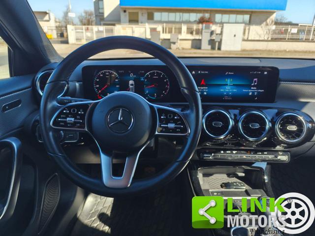 MERCEDES-BENZ A 160 Premium