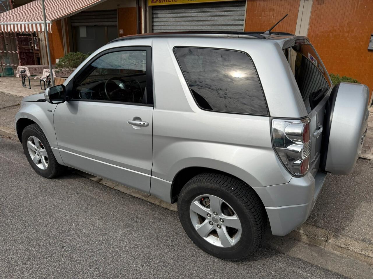 Suzuki Grand Vitara 1.9 DDiS 3 porte Offroad