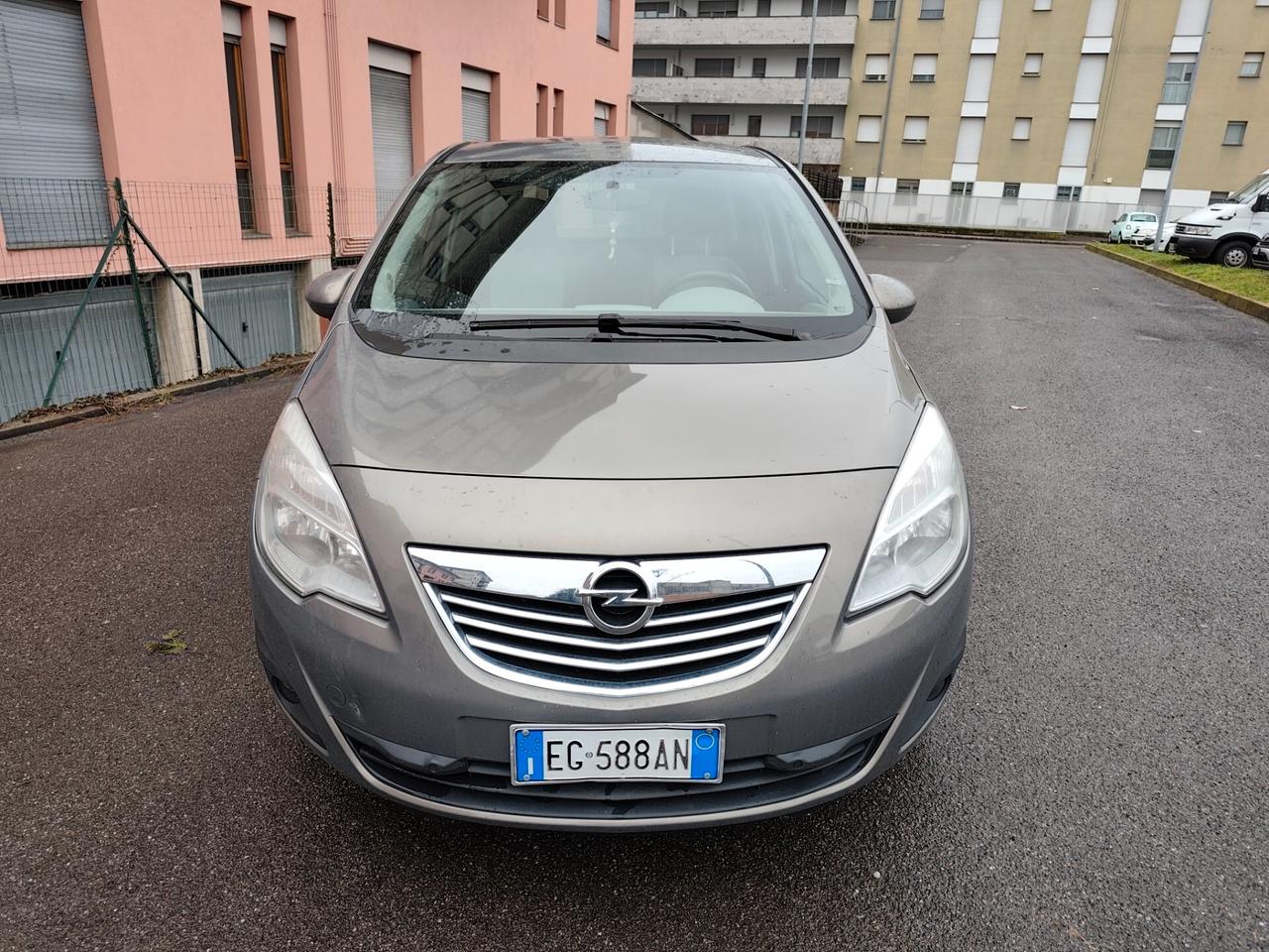 Opel Meriva 1.4 Benz turbo euro 5A neopatentati