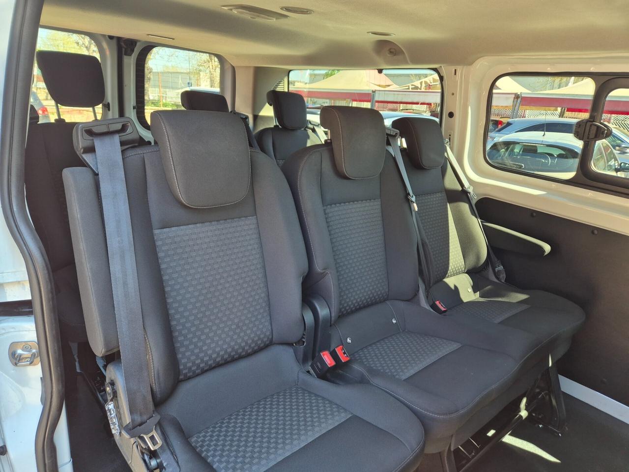 Ford Tourneo Custom 310 2.0 TDCi 130CV PC Titanium