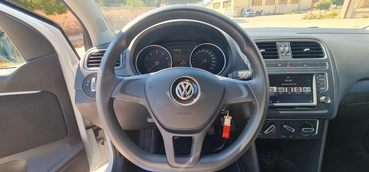 Volkswagen Polo 1.0 MPI 5p. Trendline