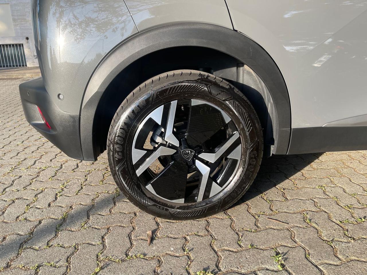 Peugeot 2008 Allure 1.2 PureTech 100 #5940
